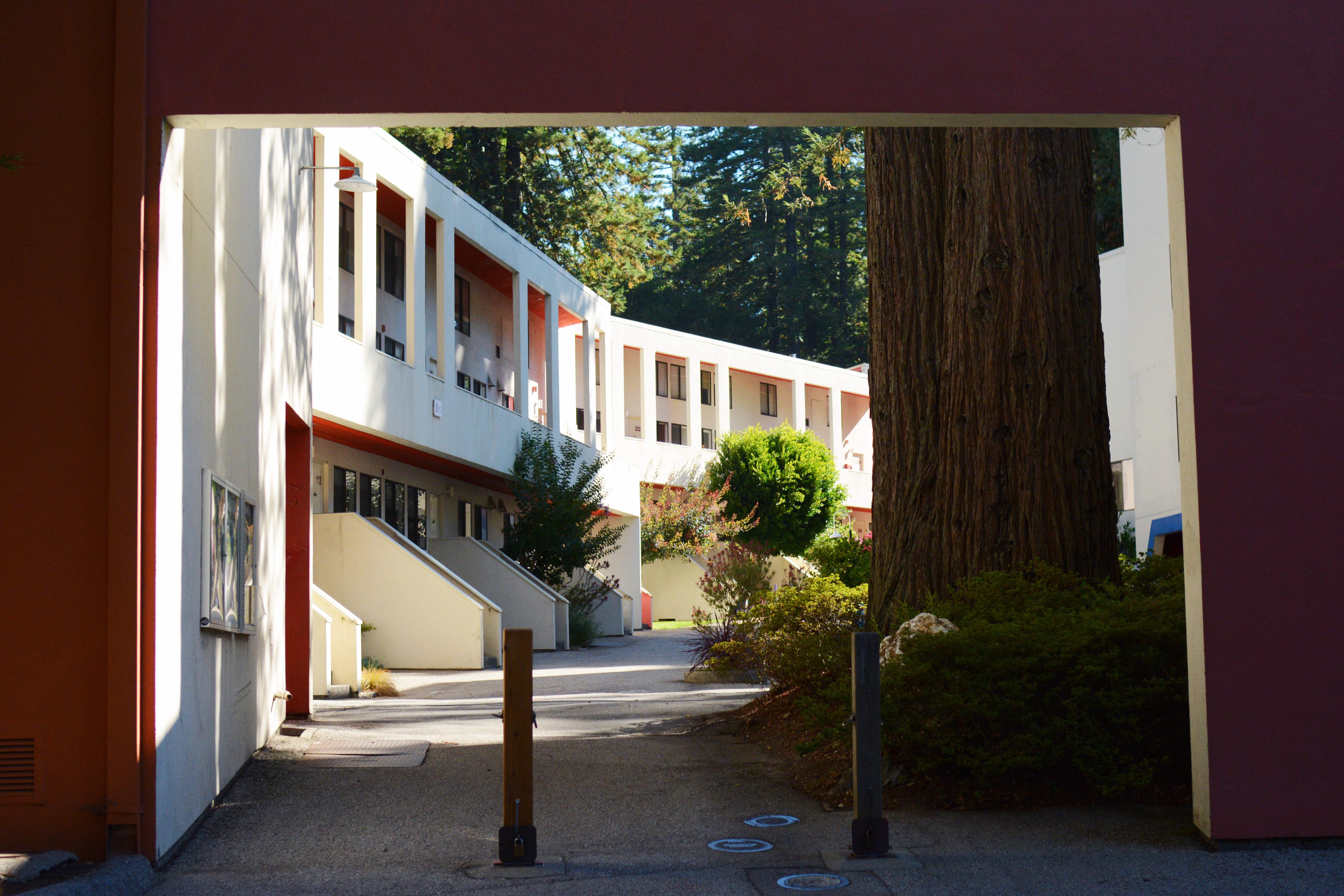 photograph of entrance of Kresge College