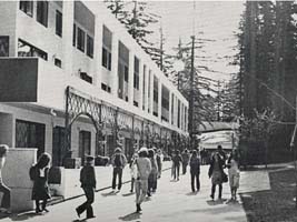 Black and White photo of Upper Street